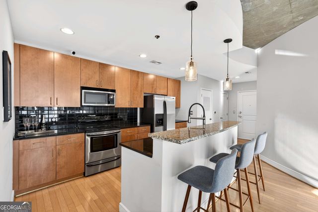 950 W Peachtree Street NW 1011, Atlanta, GA 30309