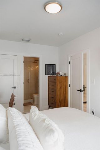 3205 SW 68th Ave 0, Miami, FL 33155