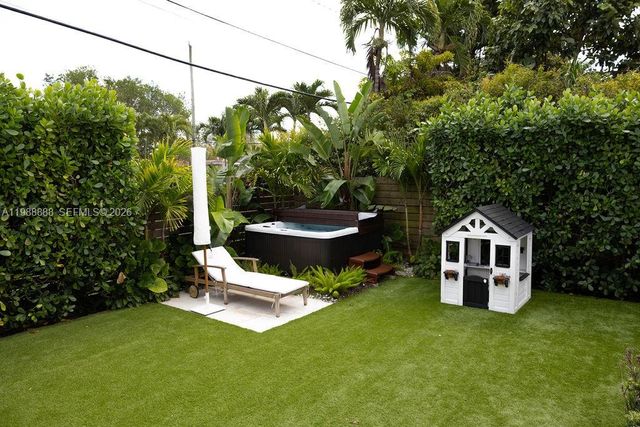 3205 SW 68th Ave 0, Miami, FL 33155