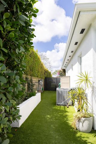 3205 SW 68th Ave 0, Miami, FL 33155