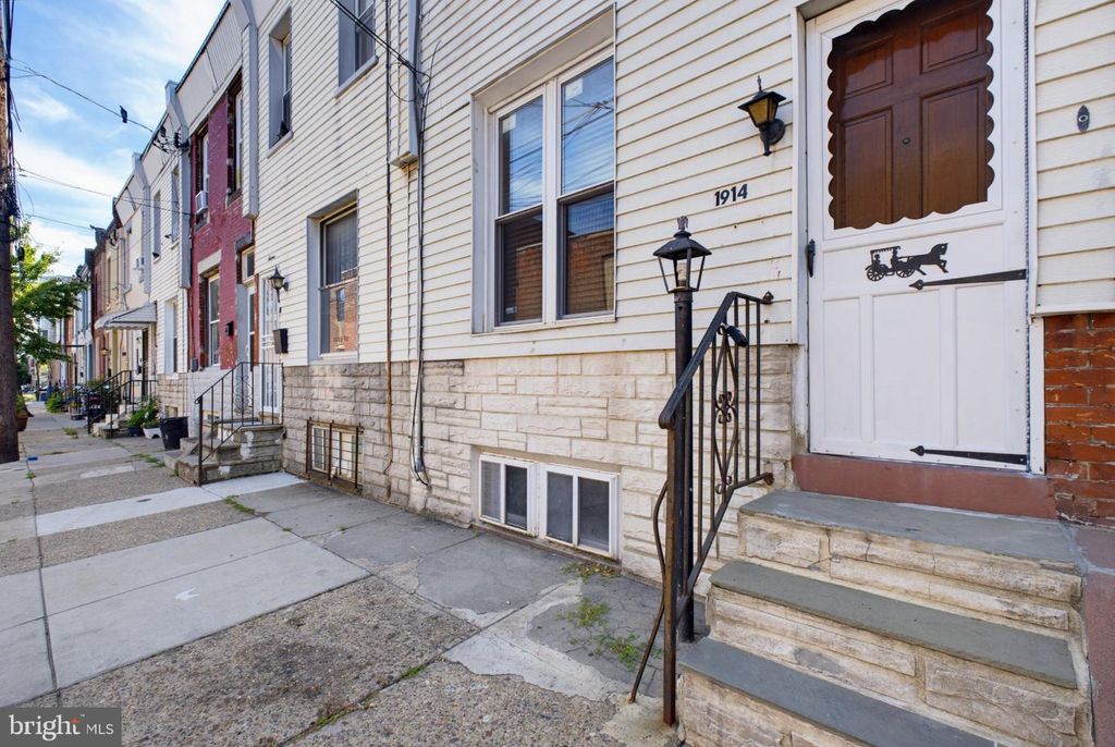 1914 E HAZZARD ST, PHILADELPHIA, PA 19125 — photo 3