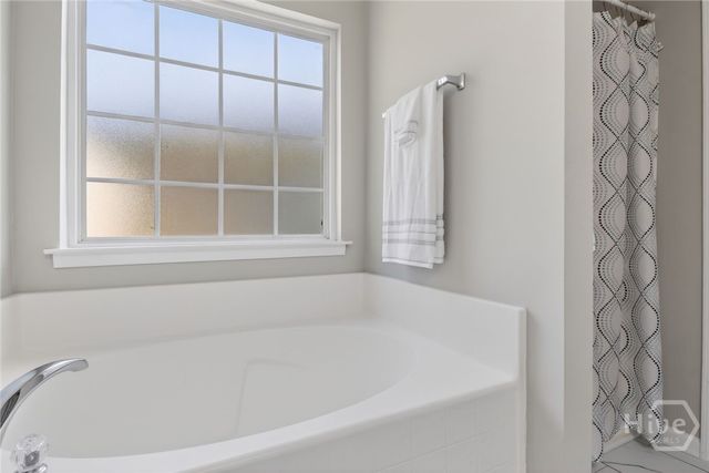 112 W Tahoe Drive, Savannah, GA 31405