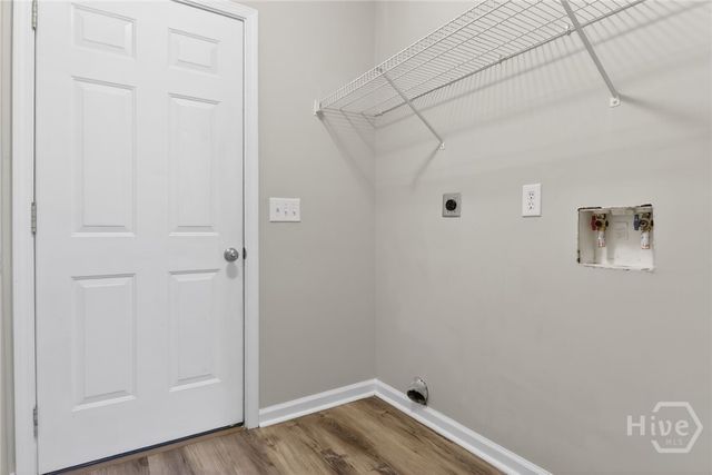 112 W Tahoe Drive, Savannah, GA 31405