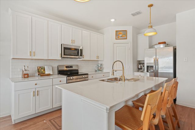 5028 Waterway Drive, Princeton, TX 75407