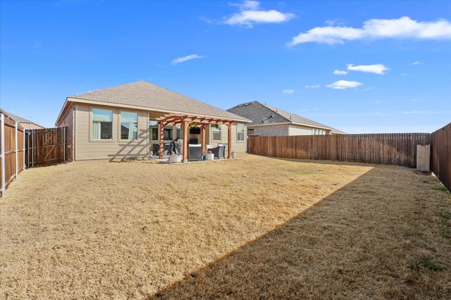 5028 Waterway Drive, Princeton, TX 75407