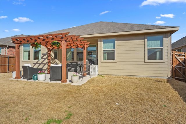 5028 Waterway Drive, Princeton, TX 75407