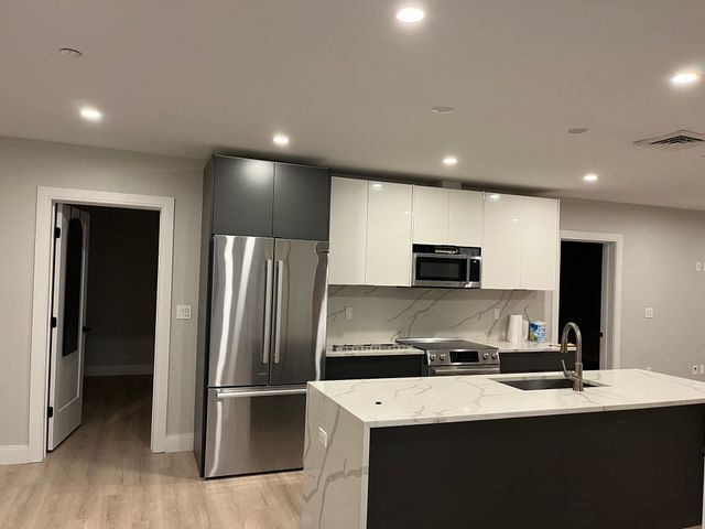 25 2nd Street 302, Chelsea, MA 02150