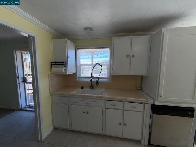 2344 Scenic Ave, Martinez, CA 94553
