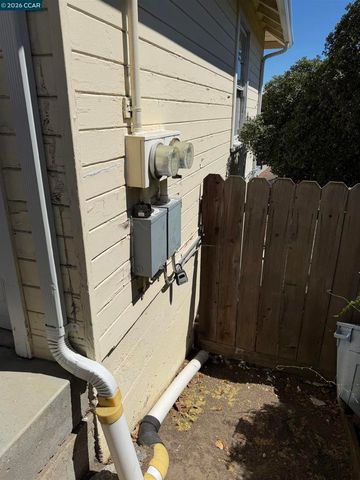 2344 Scenic Ave, Martinez, CA 94553