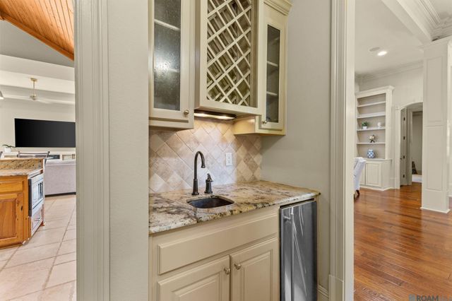 3165 Grand Field Ave, Baton Rouge, LA 70810