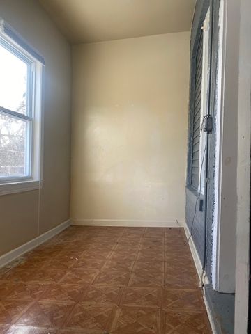 5427 S Aberdeen Street, Chicago, IL 60609