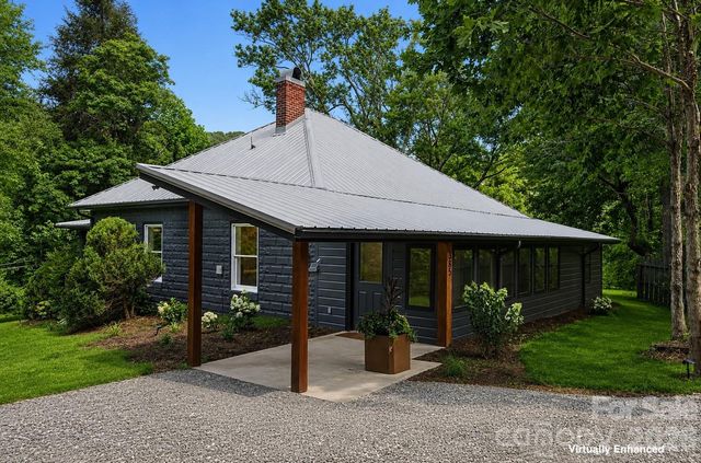 385 Chunns Cove Road, Asheville, NC 28805