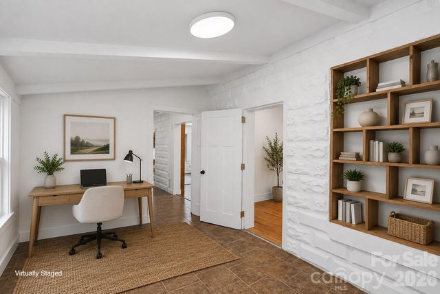 385 Chunns Cove Road, Asheville, NC 28805