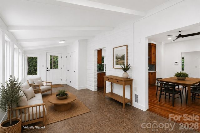 385 Chunns Cove Road, Asheville, NC 28805