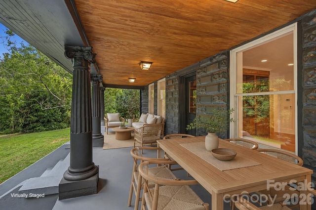 385 Chunns Cove Road, Asheville, NC 28805