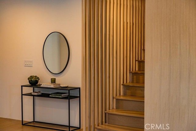 24245 Hatteras, Woodland Hills (los Angeles), CA 91367