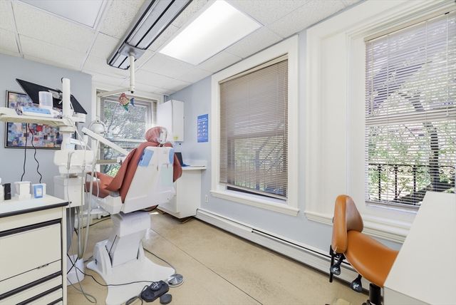 1051 Beacon 408, Brookline, MA 02446