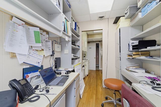 1051 Beacon 408, Brookline, MA 02446