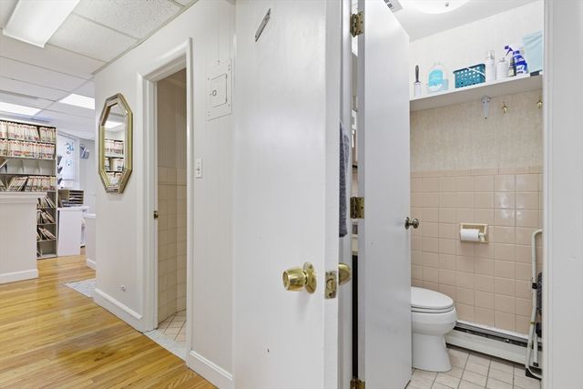 1051 Beacon 408, Brookline, MA 02446