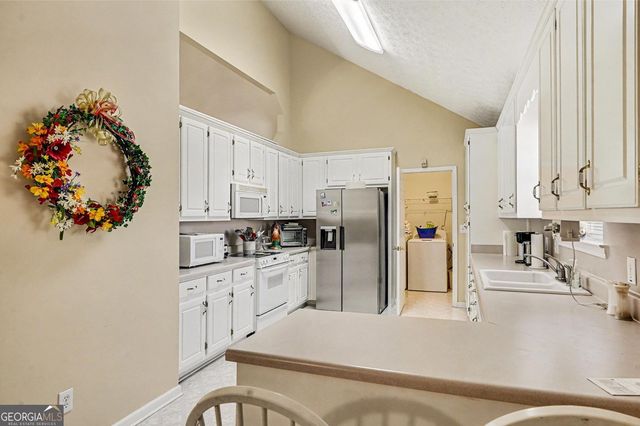 1684 Lovejoy Road, Hampton, GA 30228