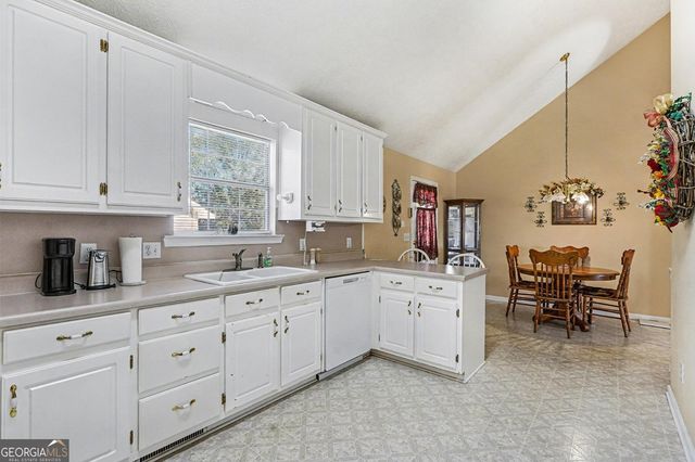 1684 Lovejoy Road, Hampton, GA 30228