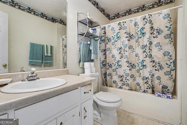 1684 Lovejoy Road, Hampton, GA 30228