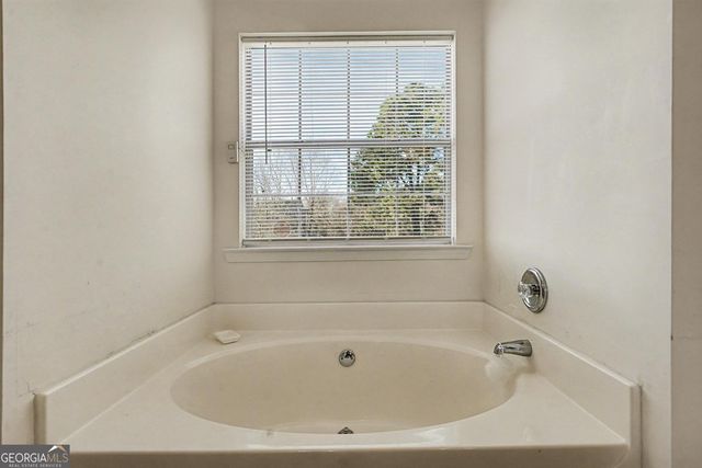 1684 Lovejoy Road, Hampton, GA 30228