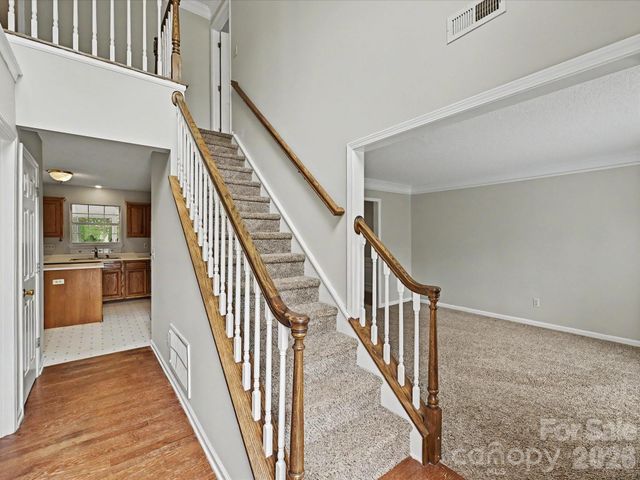 2800 Pearwood Court, Matthews, NC 28105