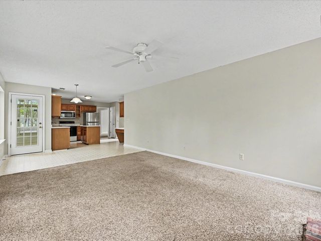 2800 Pearwood Court, Matthews, NC 28105