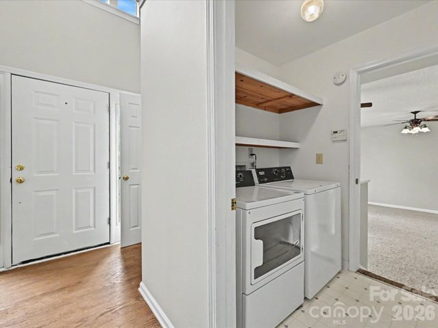 2800 Pearwood Court, Matthews, NC 28105