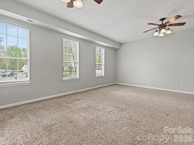 2800 Pearwood Court, Matthews, NC 28105