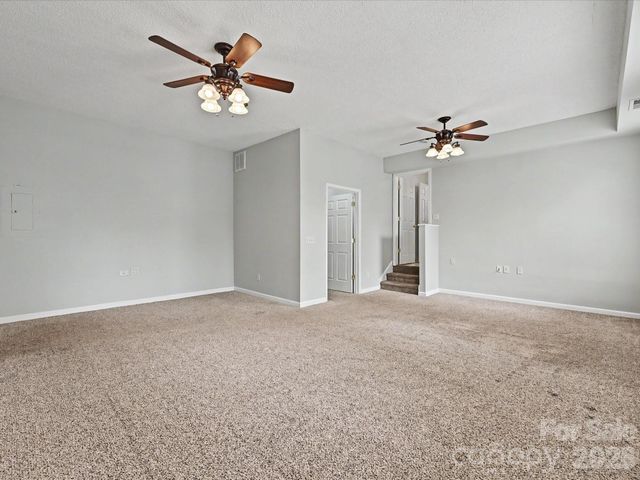 2800 Pearwood Court, Matthews, NC 28105