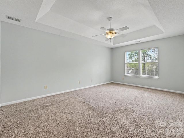 2800 Pearwood Court, Matthews, NC 28105