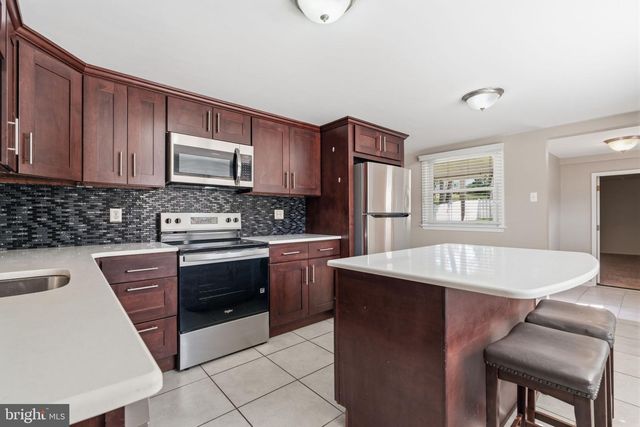 337 SURREY LN, Hatboro, PA 19040