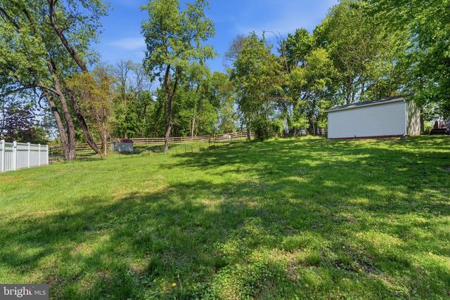 337 SURREY LN, Hatboro, PA 19040