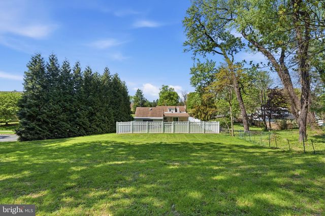 337 SURREY LN, Hatboro, PA 19040