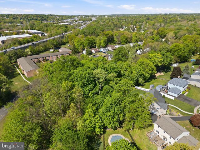 337 SURREY LN, Hatboro, PA 19040
