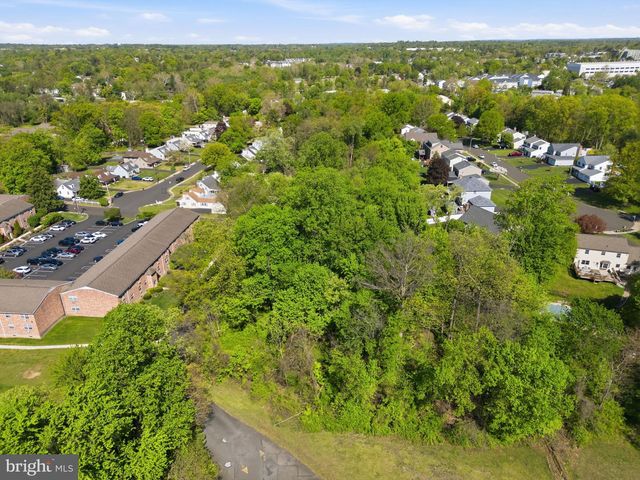 337 SURREY LN, Hatboro, PA 19040