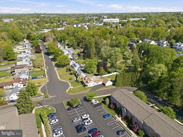 337 SURREY LN, Hatboro, PA 19040