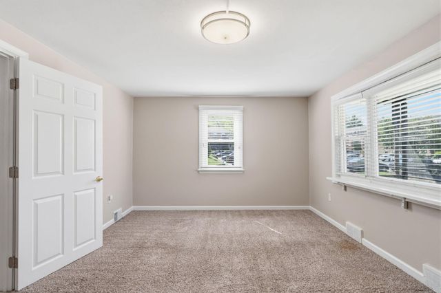 337 SURREY LN, Hatboro, PA 19040