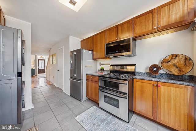 1332 EMERALD ST NE, Washington, DC 20002
