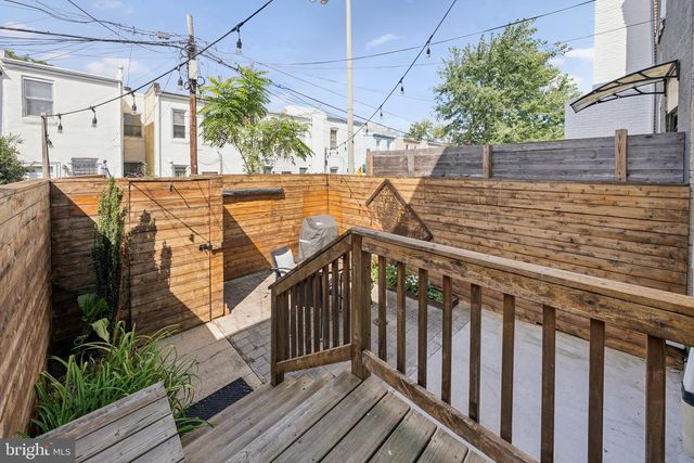 1332 EMERALD ST NE, Washington, DC 20002