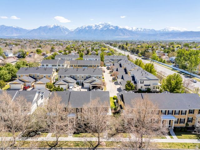 11769 S GRANDVILLE AVE, South Jordan, UT 84009