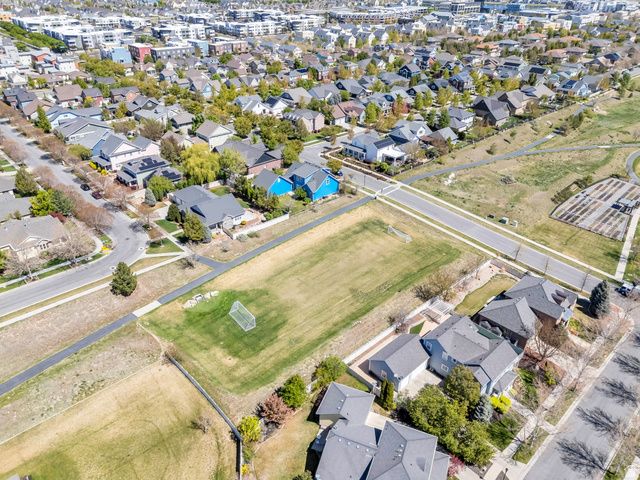 11769 S GRANDVILLE AVE, South Jordan, UT 84009