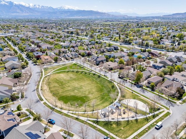 11769 S GRANDVILLE AVE, South Jordan, UT 84009