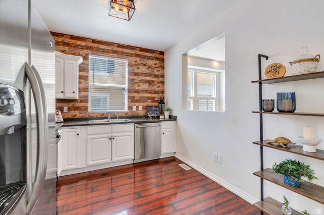 11769 S GRANDVILLE AVE, South Jordan, UT 84009