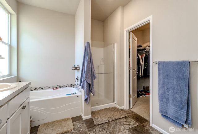 3947 Jett Lane NE, Lacey, WA 98516