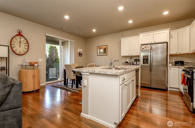 3947 Jett Lane NE, Lacey, WA 98516