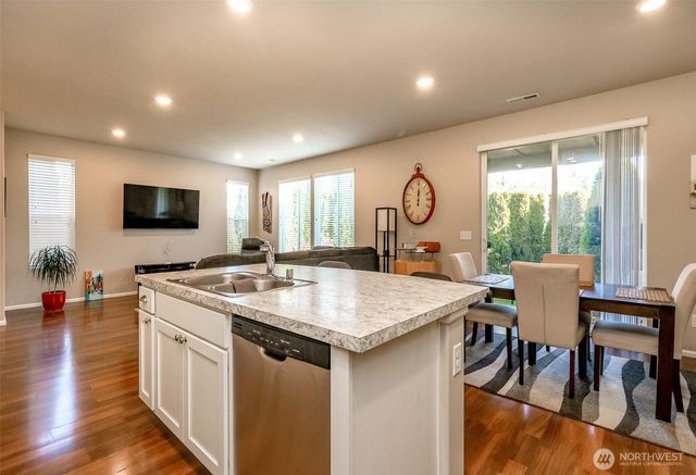 3947 Jett Lane NE, Lacey, WA 98516