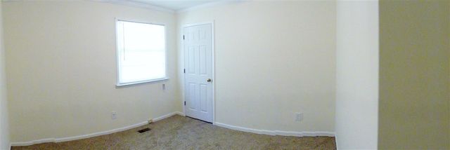 215 Country Road, Jacksonville, NC 28546